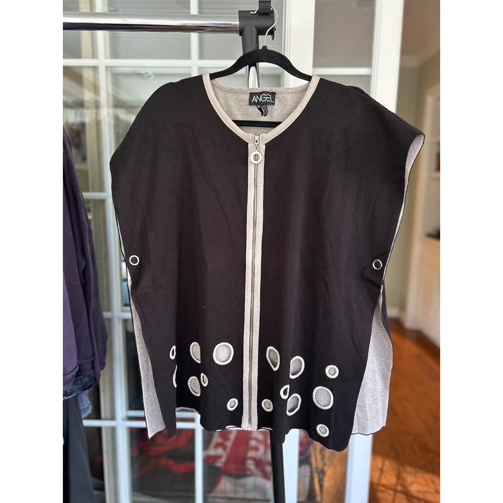 EUC Angel Apparel Full Zip Sleeveless Poncho Black & Taupe Silver Holes  XL